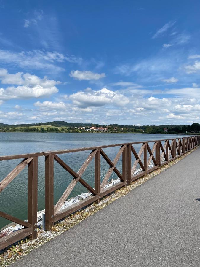 Apartman Na Brehu Lipna Černá v Pošumaví Eksteriør bilde
