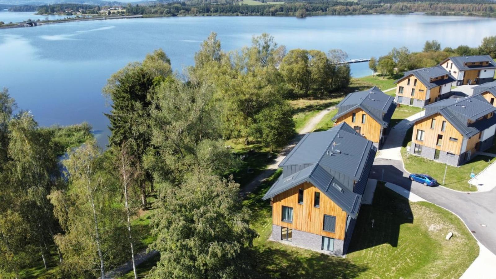 Apartman Na Brehu Lipna Černá v Pošumaví Eksteriør bilde