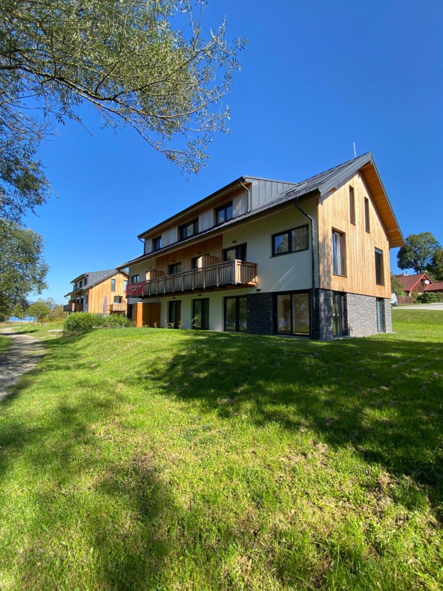 Apartman Na Brehu Lipna Černá v Pošumaví Eksteriør bilde